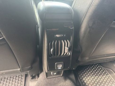 Used 2025 Jeep Compass Trailhawk AWD/4WD image 28