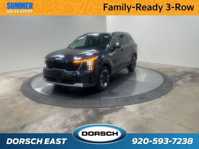 New 2026 Kia Sorento S w/ S Panoramic Sunroof Package