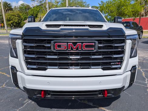 New 2026 GMC Sierra 2500 AT4 w/ AT4 Premium Plus Package image 9
