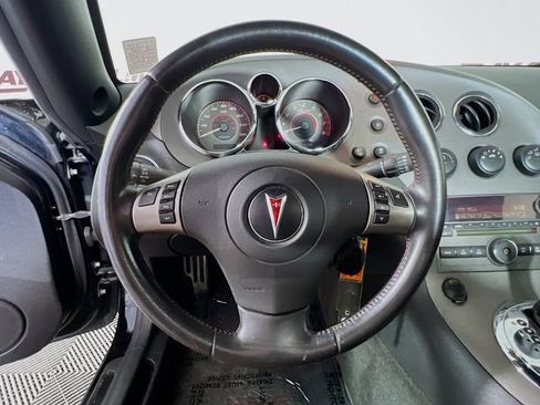 Used 2008 Pontiac Solstice GXP w/ Premium Package RWD image 11