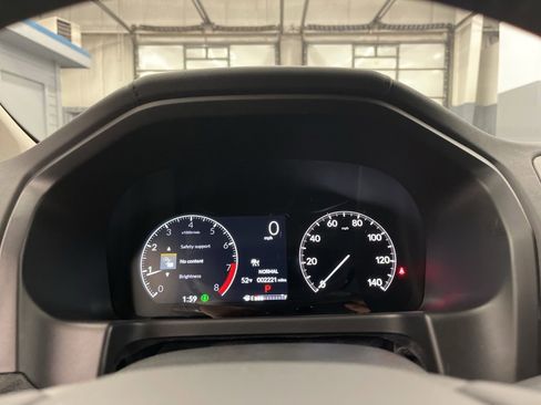 Used 2025 Honda Odyssey Touring image 16