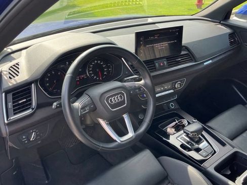 Used 2021 Audi Q5 2.0T Premium w/ Convenience Package AWD/4WD image 14