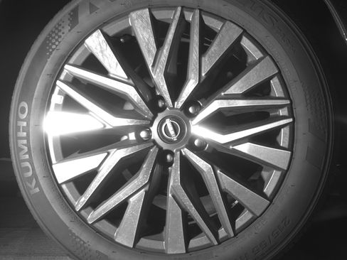 Used 2025 Nissan Altima 2.5 SV FWD image 15