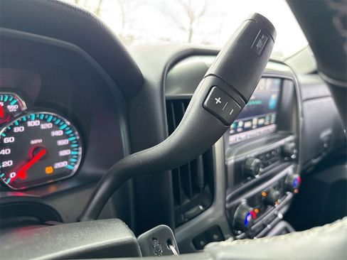 Used 2017 Chevrolet Silverado 1500 LT image 16