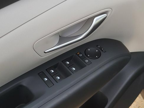 New 2026 Hyundai Tucson SEL FWD image 15