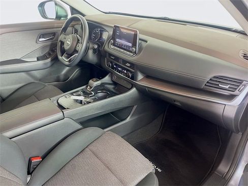 Used 2023 Nissan Rogue SV image 28