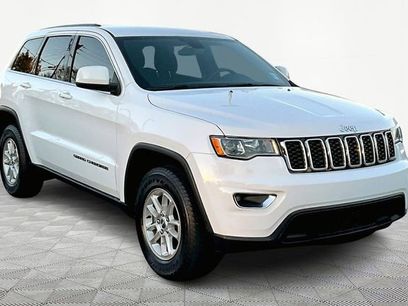 Used 2020 Jeep Grand Cherokee Laredo