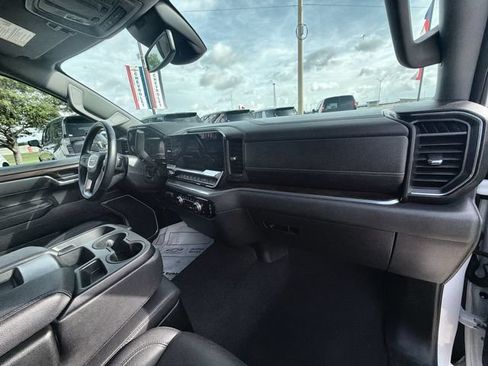 Used 2025 GMC Sierra 1500 SLT AWD/4WD image 28