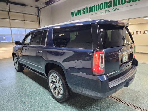 Used 2020 GMC Yukon XL Denali w/ Open Road Package image 9