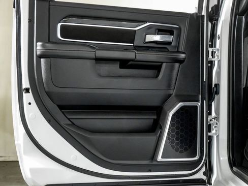 Used 2022 RAM 3500 Laramie w/ Night Edition image 36