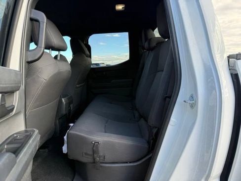 Used 2024 Toyota Tacoma SR5 AWD/4WD image 13