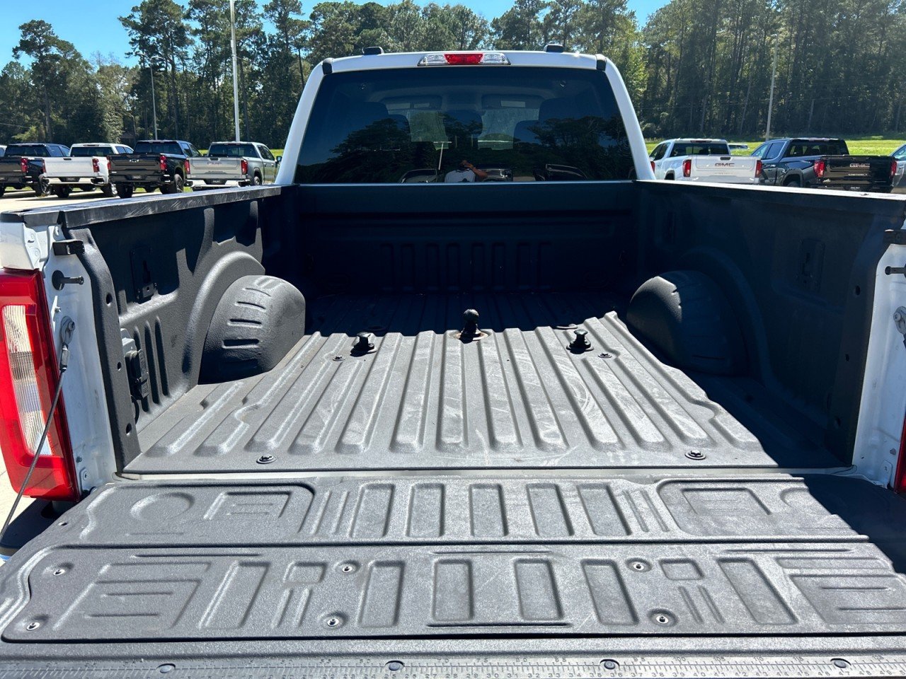 Used 2023 Ford F250 XLT AWD/4WD image 7