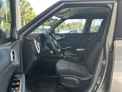 Used 2024 Kia Soul LX w/ Option Group 015 FWD image 22