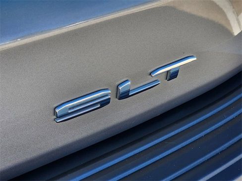 Used 2023 GMC Yukon SLT image 15