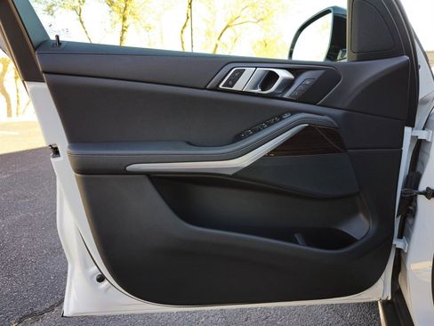 Used 2019 BMW X5 xDrive40i image 12