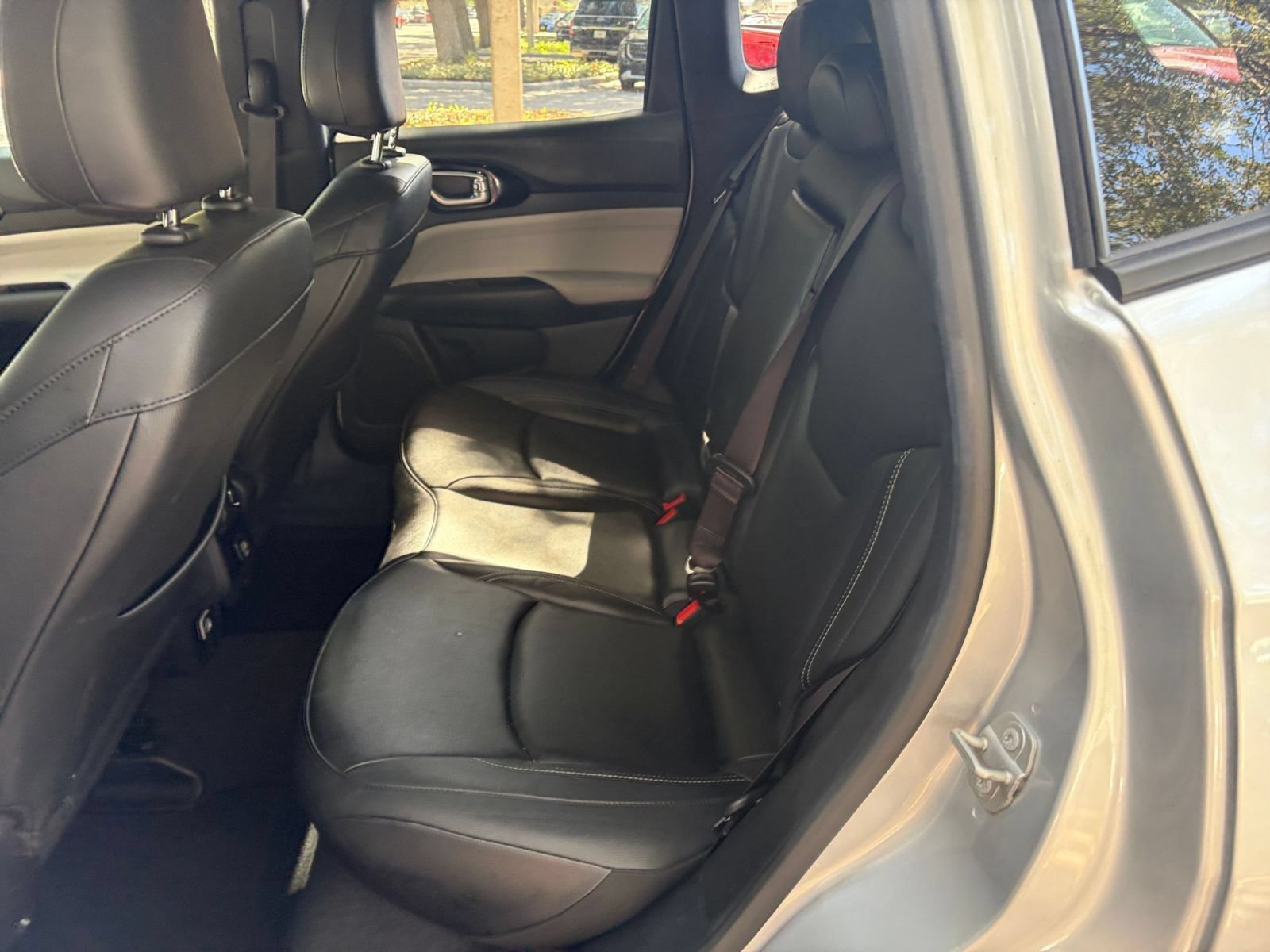 Used 2025 Jeep Compass Limited AWD/4WD image 36