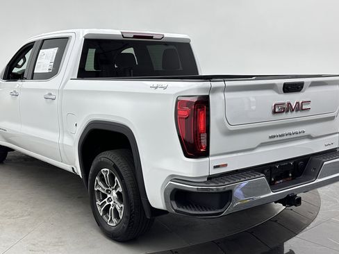 Used 2025 GMC Sierra 1500 SLT AWD/4WD image 6