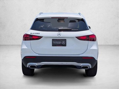 Used 2026 Mercedes-Benz GLA 250 image 7