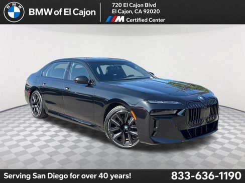 New 2026 BMW i7 xDrive60 w/ Executive Package AWD/4WD image 1