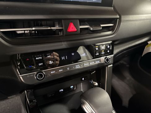 New 2026 Kia Seltos SX image 24