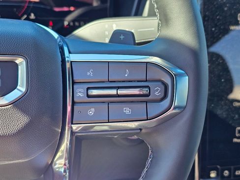 New 2026 GMC Terrain Elevation w/ Elevation Premium Package FWD image 25