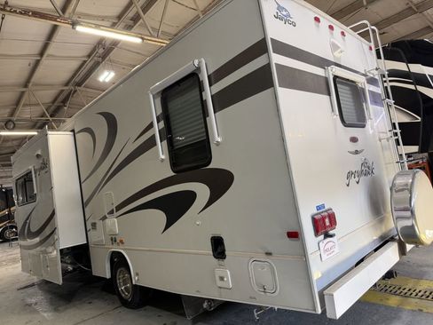 Used 2007 Ford E-450 and Econoline 450 image 10