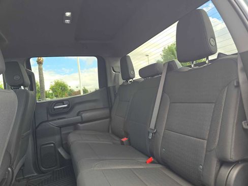 Used 2025 Chevrolet Silverado 1500 Custom Trail Boss w/ Turbomax Blackout Package image 19