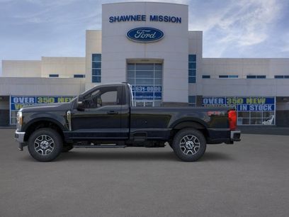 New 2025 Ford F350 XLT w/ FX4 Off-Road Package
