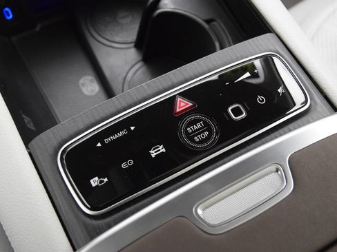 Certified 2023 Mercedes-Benz EQS 580 4MATIC SUV image 32