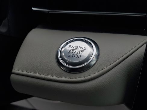 New 2026 Lincoln Nautilus Premier w/ Equipment Group 102A image 20