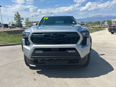 Used 2026 Toyota Tacoma TRD Off-Road AWD/4WD image 2