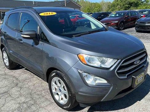 Used 2018 Ford EcoSport SE FWD image 2