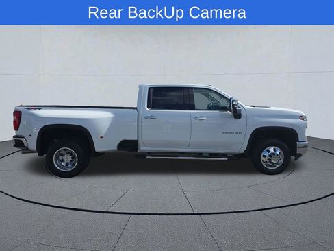 Used 2025 Chevrolet Silverado 3500 LTZ w/ LTZ Plus Package AWD/4WD image 7