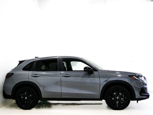 Used 2025 Honda HR-V Sport image 4