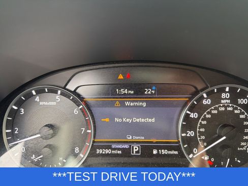 Used 2019 INFINITI QX50 Essential w/ Premium Heat Package image 10