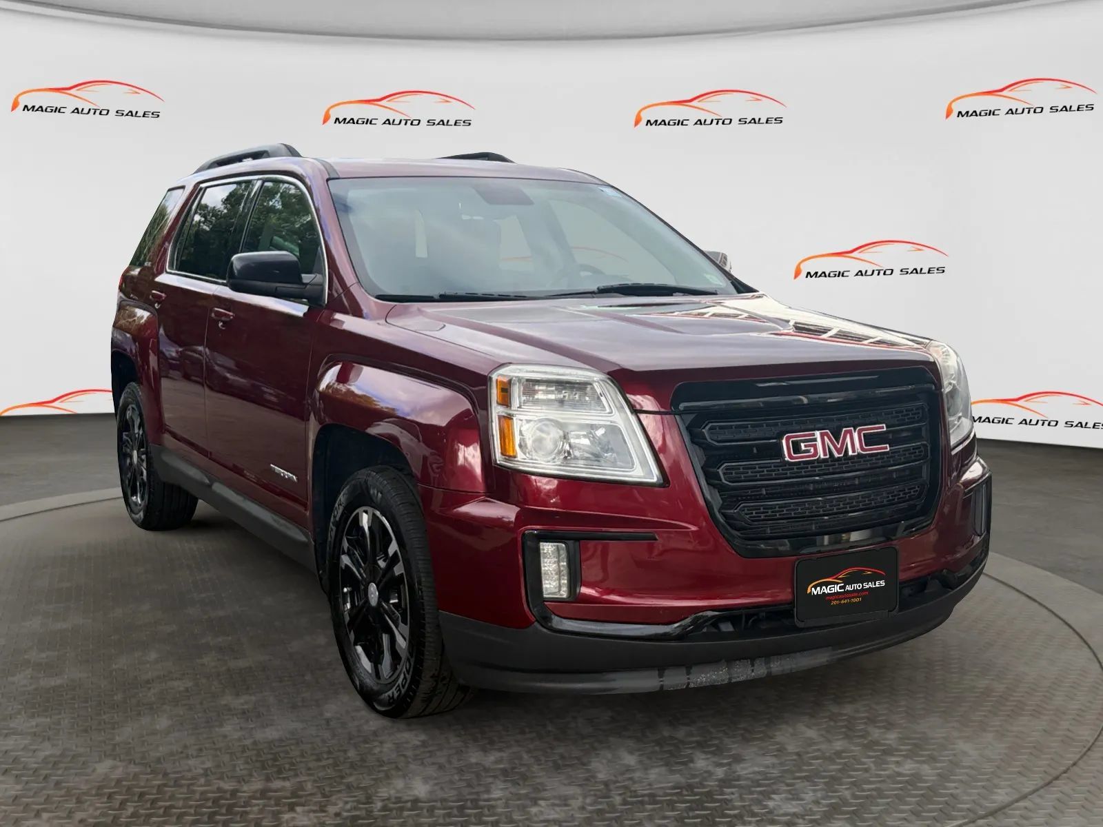 Used 2017 GMC Terrain SLE w/ Nightfall Package AWD/4WD image 5
