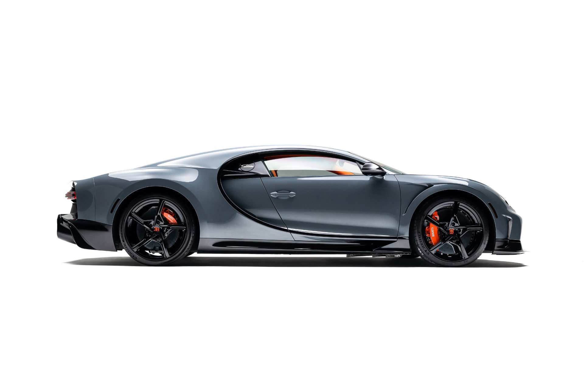 Used 2024 Bugatti Chiron Super Sport AWD/4WD image 7