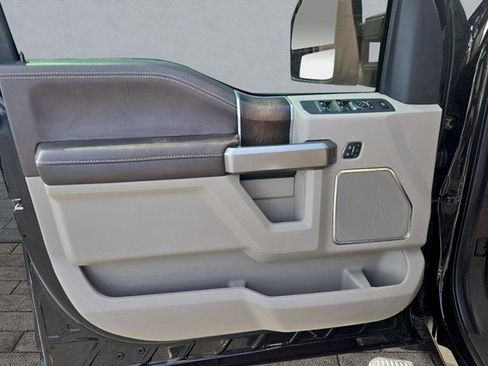 Certified 2019 Ford F250 Limited AWD/4WD image 10