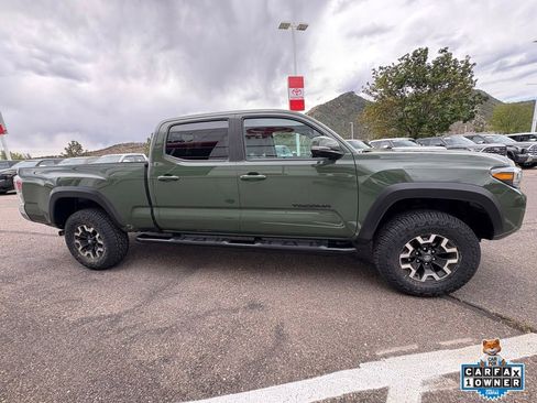 Certified 2022 Toyota Tacoma TRD Off-Road AWD/4WD image 10