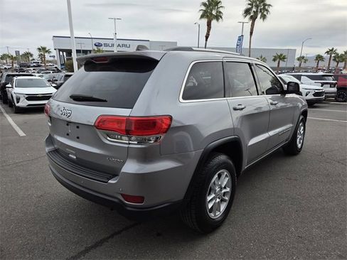 Used 2019 Jeep Grand Cherokee Laredo image 6