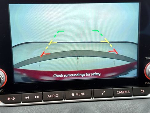 Used 2024 Nissan Sentra SV image 10