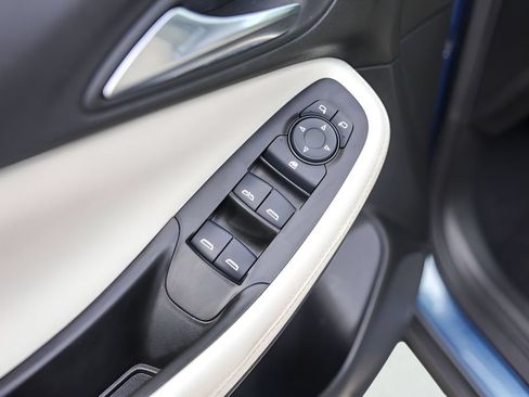 Used 2024 Buick Encore GX Preferred FWD image 22