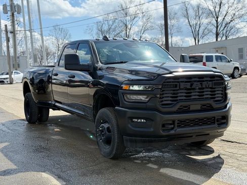 New 2026 RAM 3500 Tradesman image 4