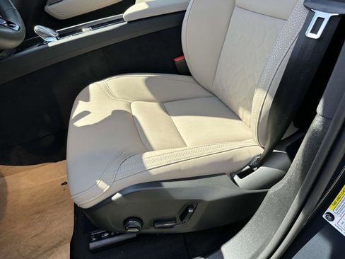 New 2026 Volvo XC60 B5 Core w/ Climate Package image 16
