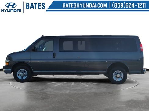 Used 2016 Chevrolet Express 3500 LT w/ LT Preferred Equipment Group RWD image 6