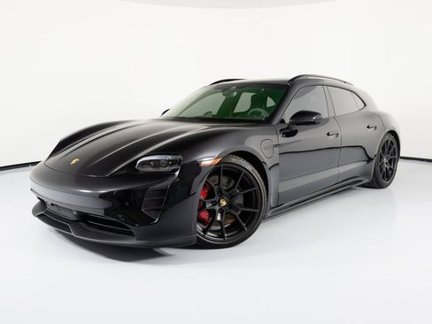 Certified 2023 Porsche Taycan GTS image 1