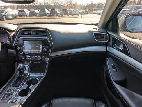 Used 2016 Nissan Maxima 3.5 SV image 17