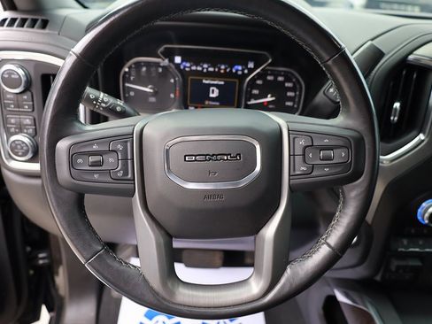 Used 2021 GMC Sierra 3500 Denali w/ Denali Black Diamond Edition image 13