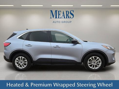 Used 2022 Ford Escape SE w/ Cold Weather Package image 7