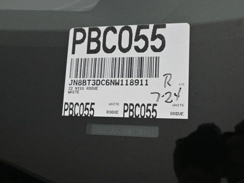 Used 2022 Nissan Rogue Platinum w/ Head-Up Display Package FWD image 23